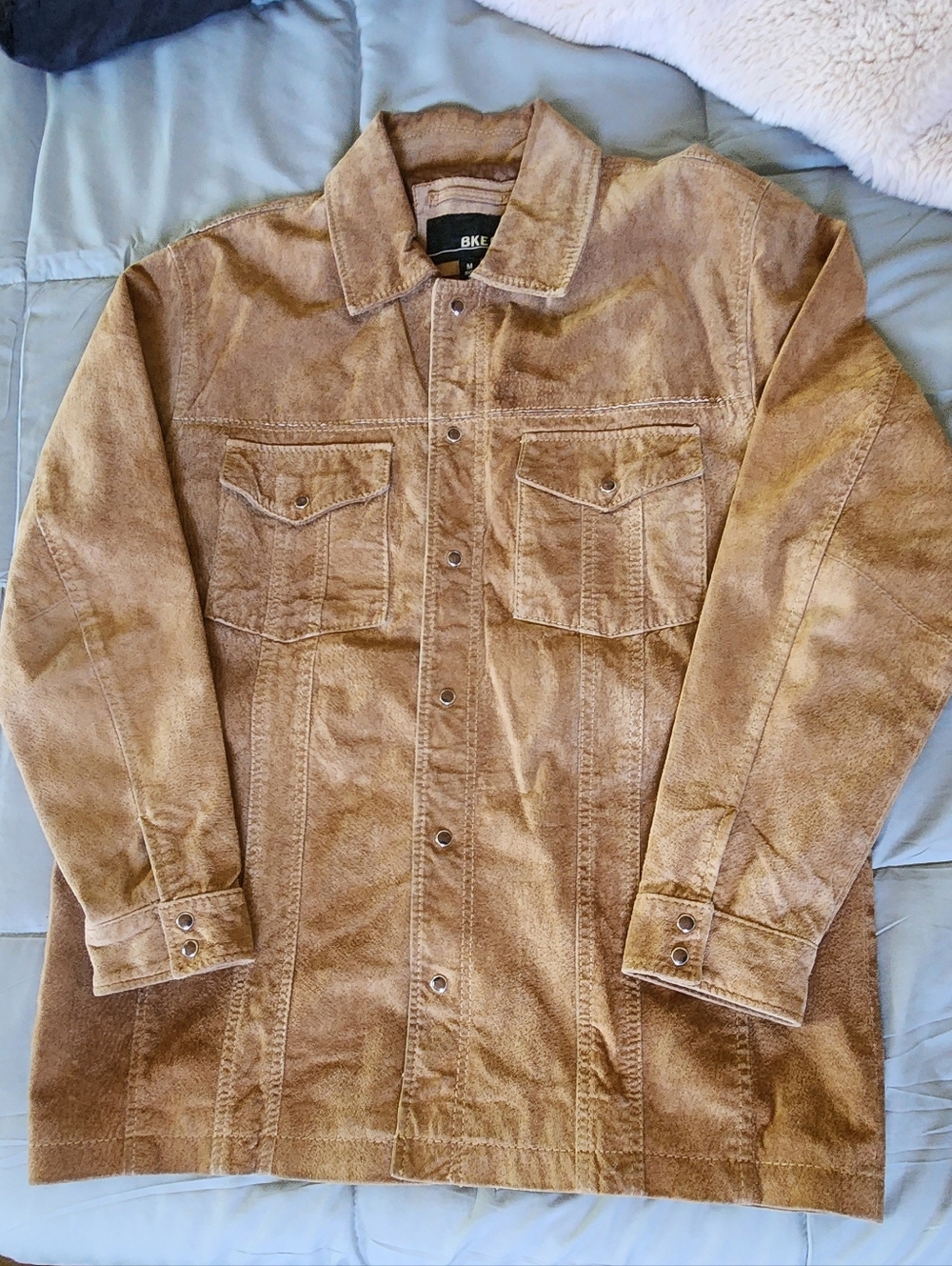 BKE 67 Men's Pigskin Leather Button-down